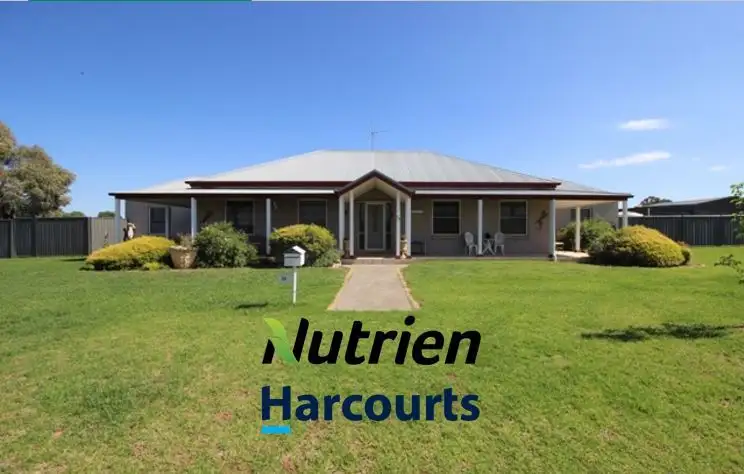 25 Mary Angove, Cootamundra NSW 2590