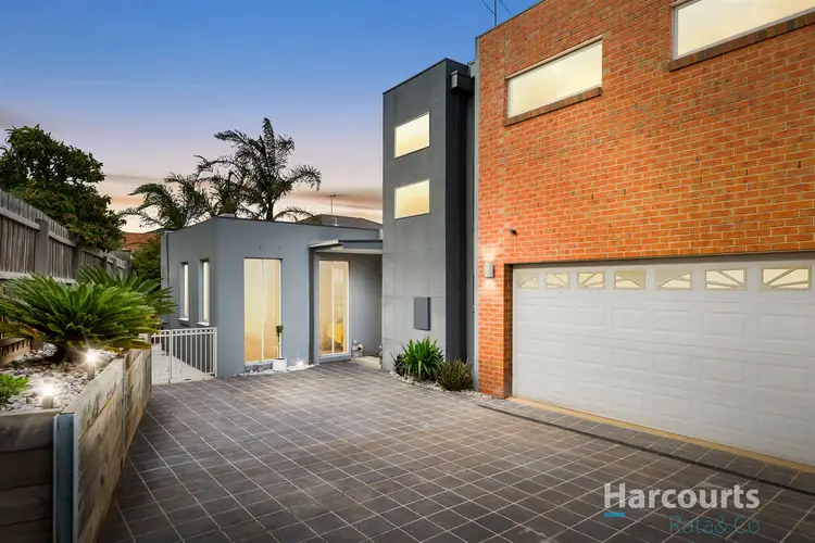 2/39 Kirkham Drive, Greenvale VIC 3059