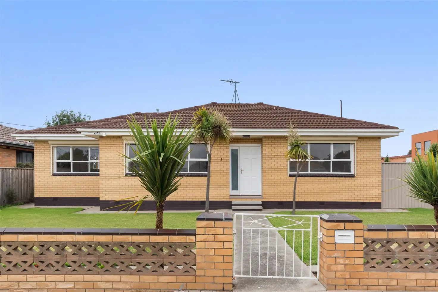 Main view of Homely house listing, 5 Thorburn Street, Bell Park VIC 3215
