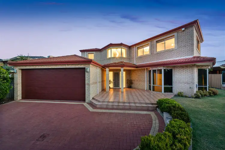 18 Whitfeld Terrace, Winthrop WA 6150