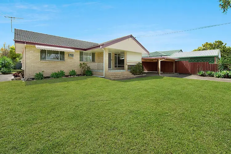 15 Dumaurier Street, Chermside QLD 4032