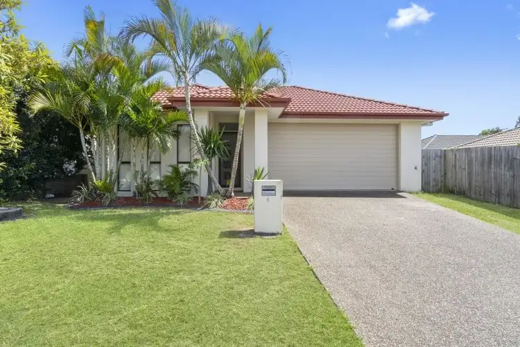 4 Highcliffe Crescent, North Lakes QLD 4509
