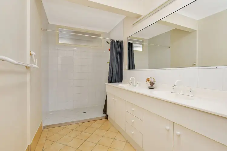 Sixth view of Homely house listing, 8 Daniel Court, Scarborough QLD 4020