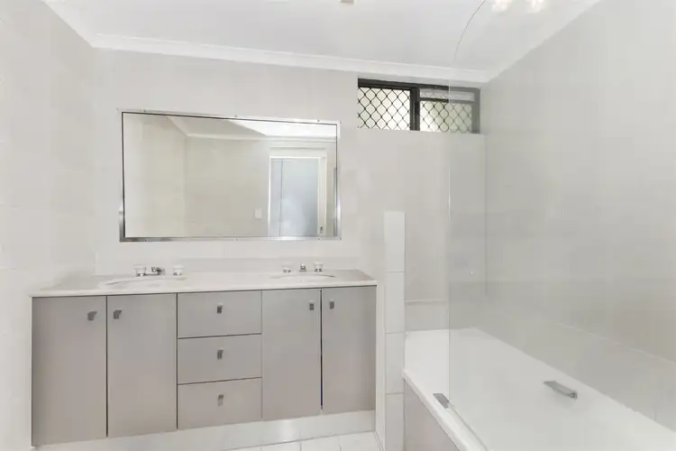 Fifth view of Homely unit listing, 23/7-11 Hale Street, North Ward QLD 4810
