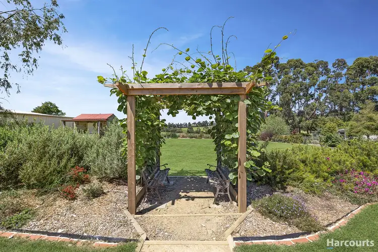 Fifth view of Homely house listing, 34 Fairway Drive, Drouin VIC 3818