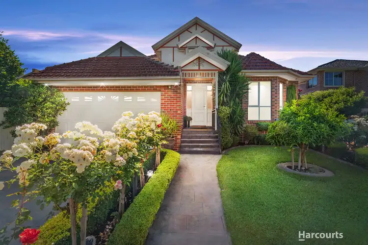 1/2 Olinda Street, Glen Waverley VIC 3150