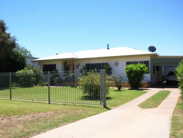 63 Tudor Street, Bourke NSW 2840