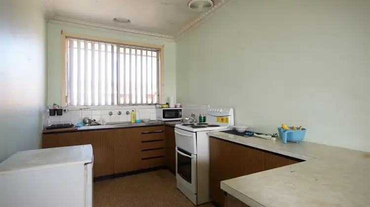 Fourth view of Homely unit listing, 10/136 Wright Street, Sunshine VIC 3020