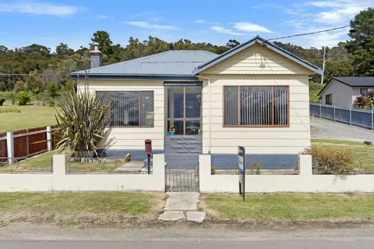37 Payne Street, Beaconsfield TAS 7270