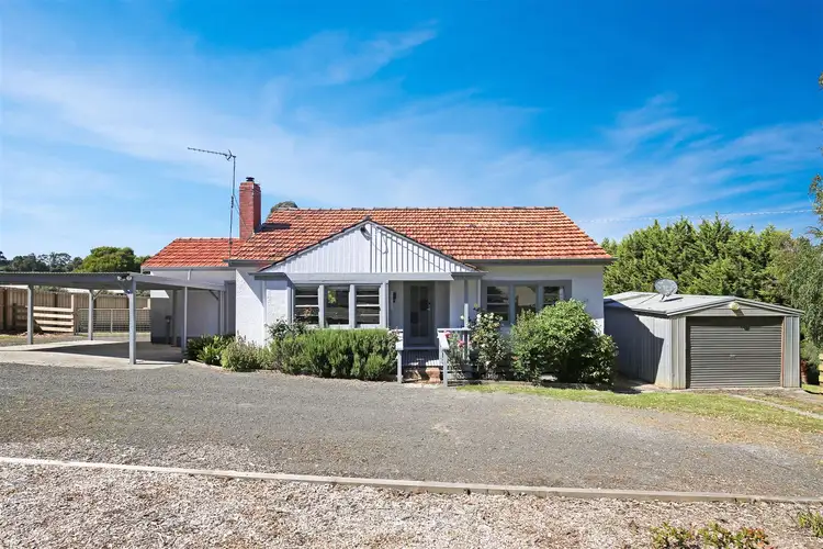 50 Giles Street, Mirboo North VIC 3871