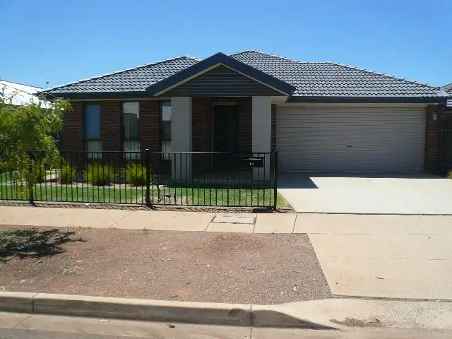 (D.H.A) Defence Housing Australia, Andrews Farm SA 5114