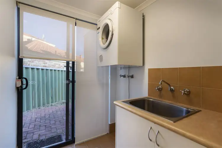 Fifth view of Homely townhouse listing, 6/16 The Crescent, Redcliffe WA 6104