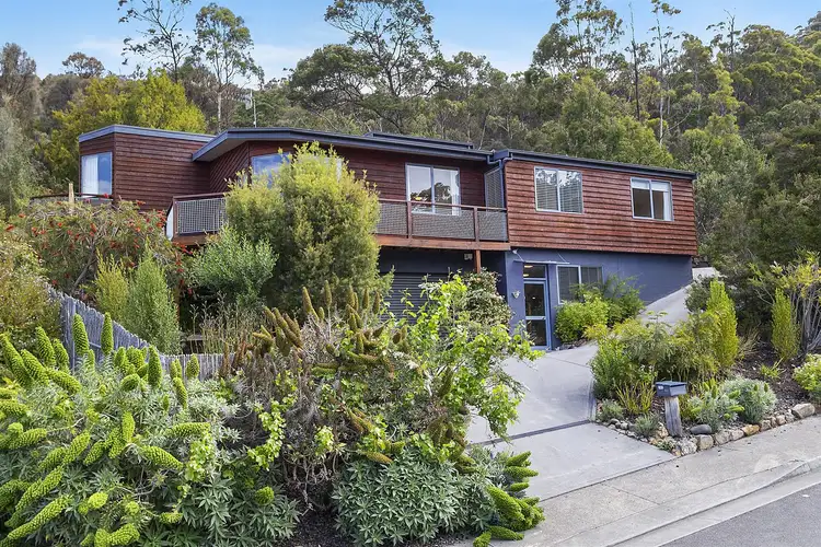 10 Atunga Street, Taroona TAS 7053