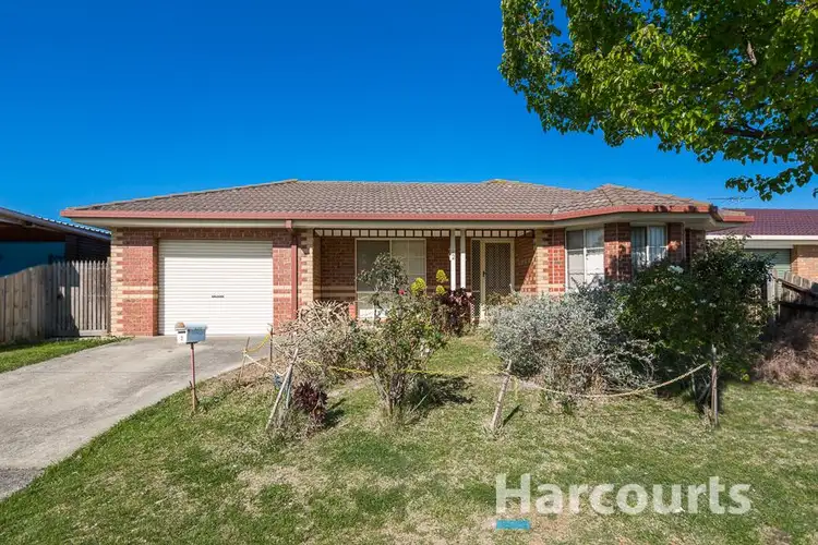 2 Rimu Close, Doveton VIC 3177