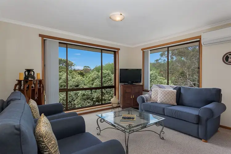 2/11 Sunvale Avenue, Sandy Bay TAS 7005
