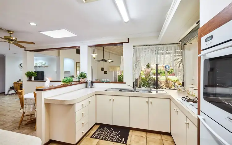 Fifth view of Homely house listing, 32 Tern Loop, Yangebup WA 6164