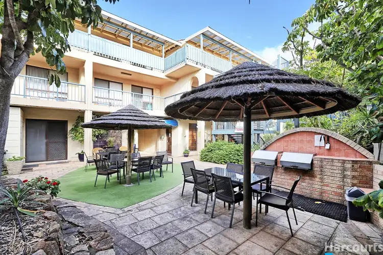 2/251 West Coast Highway, Scarborough WA 6019