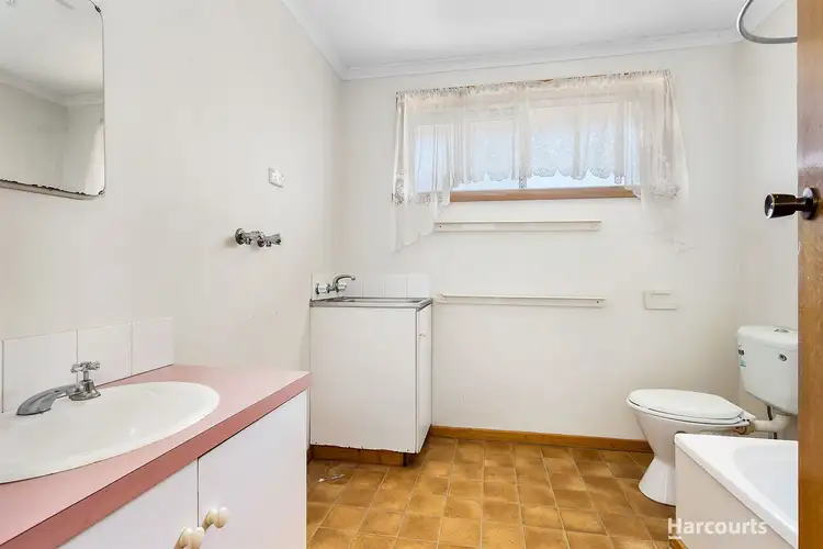 Fifth view of Homely unit listing, 2/6 Patricia Place, Newnham TAS 7248