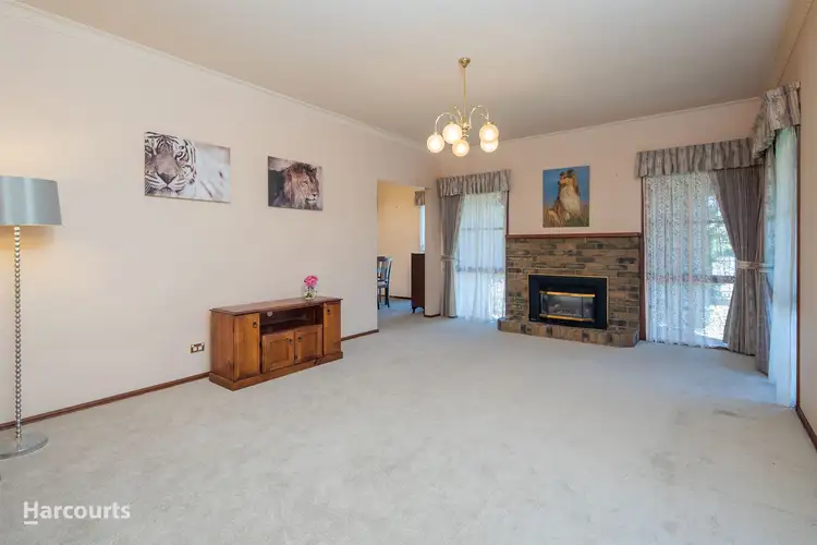 Second view of Homely house listing, 5 Anderson Court, Canadian VIC 3350