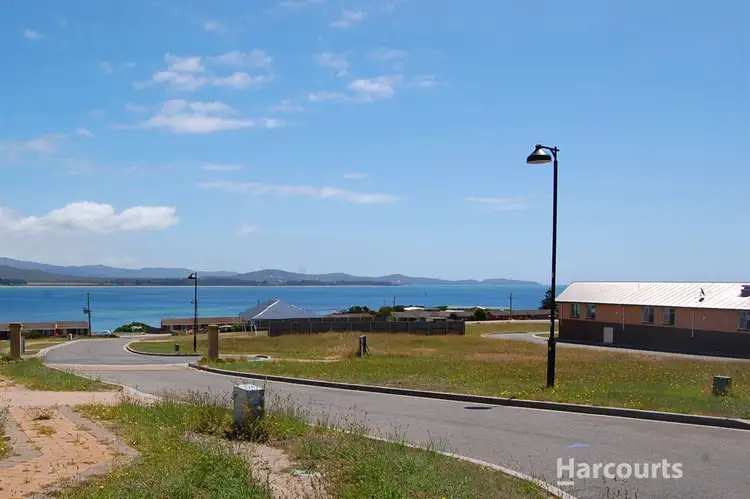14 Leads Avenue, Low Head TAS 7253