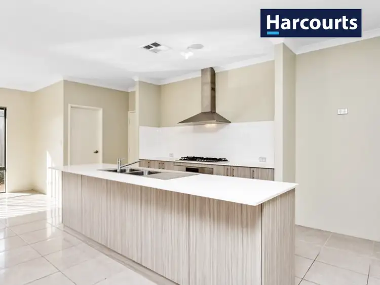 11 Trusty Way, Piara Waters WA 6112