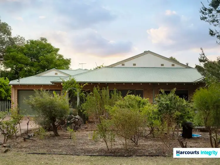 13 Redcliffe Road, Greenfields WA 6210