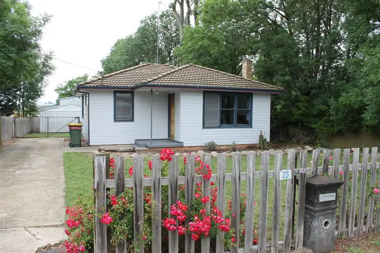 23 Coronation Avenue, Braidwood NSW 2622