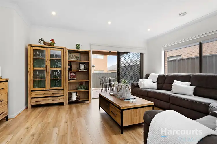 Fifth view of Homely house listing, 7 Peddar Way, Craigieburn VIC 3064