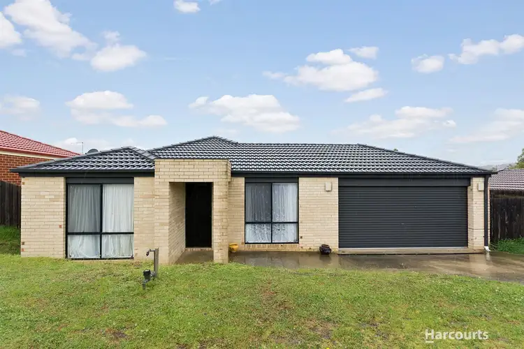 4 Jennifer Court, Pakenham VIC 3810