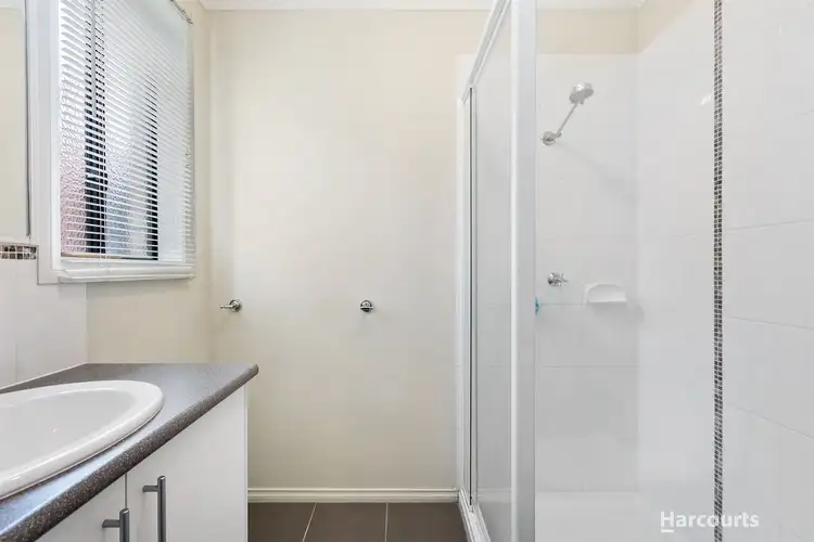 Sixth view of Homely house listing, 4 Jennifer Court, Pakenham VIC 3810