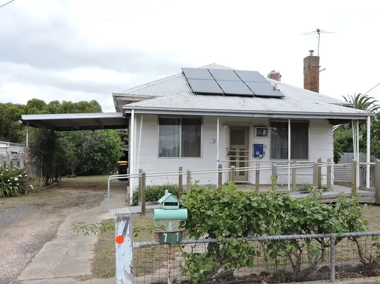 7 Blake Street, Ararat VIC 3377