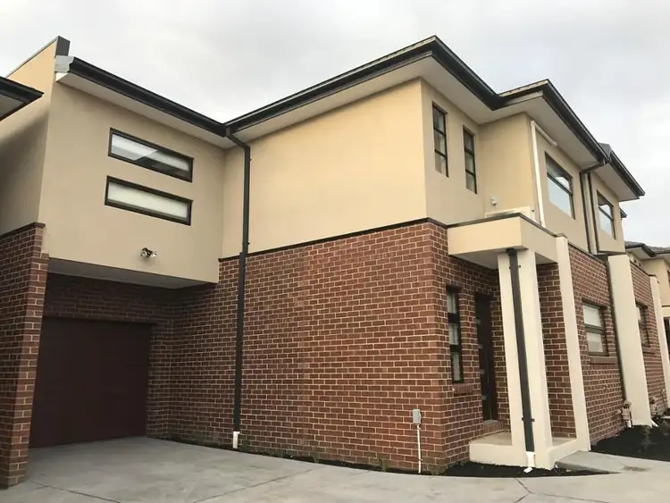 Main view of Homely townhouse listing, 2/52 Jones Road, Dandenong VIC 3175