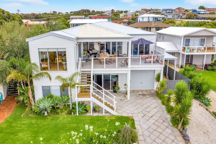 17 Viking Street, Encounter Bay SA 5211