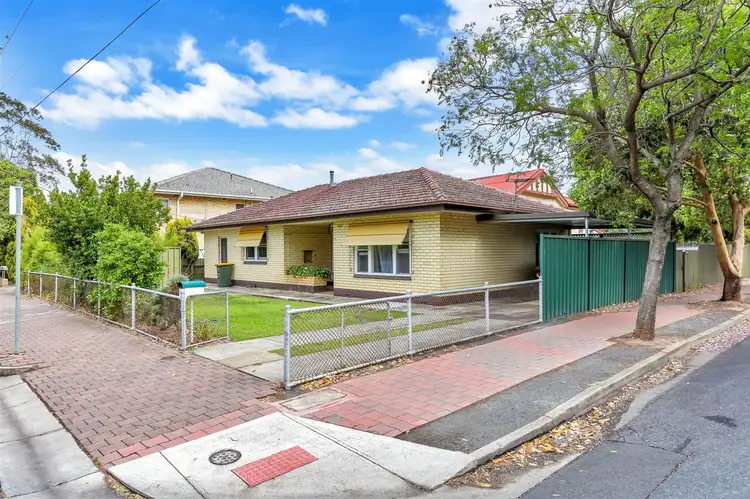 52 Forest Avenue, Black Forest SA 5035