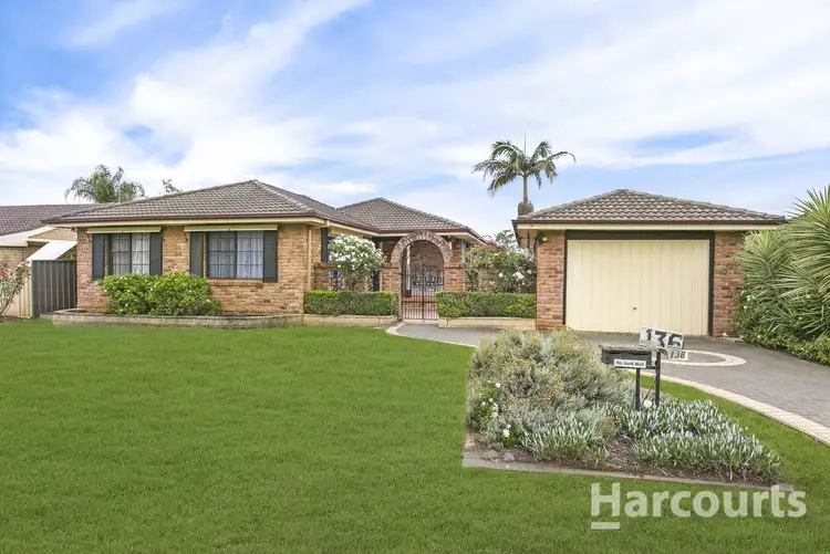 136 Harrow Road, Glenfield NSW 2167