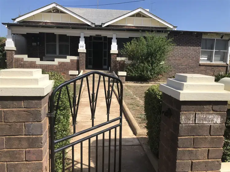 39 Park Street, West Wyalong NSW 2671