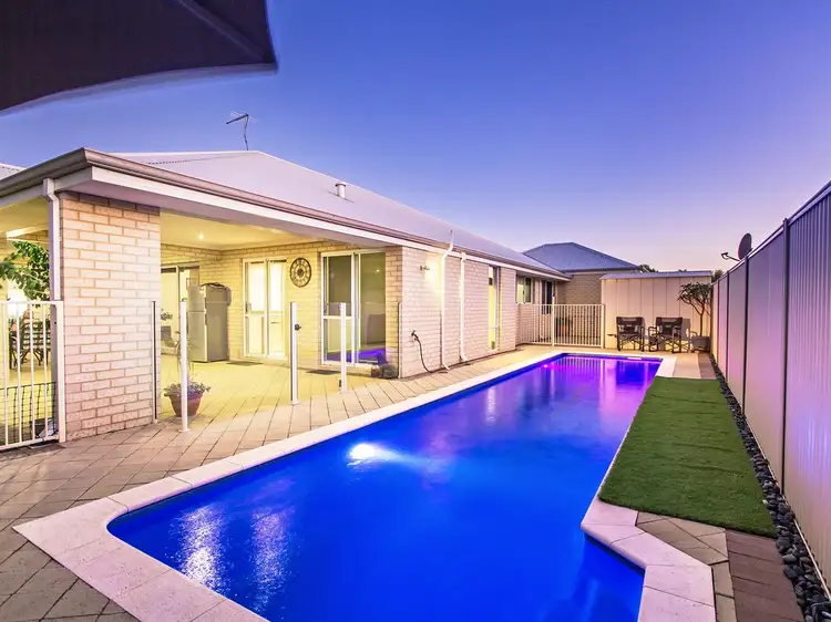 3 Ravenglass Cres, Waikiki WA 6169