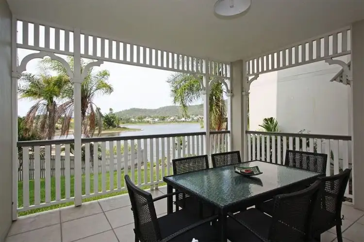 7/16-22 Martinez Avenue, West End QLD 4810