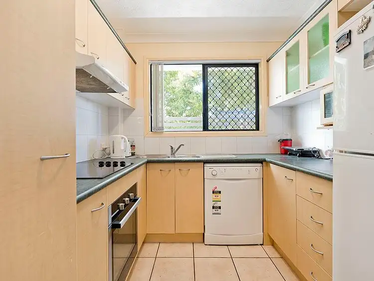 Second view of Homely unit listing, 4/37 Lade Street, Gaythorne QLD 4051