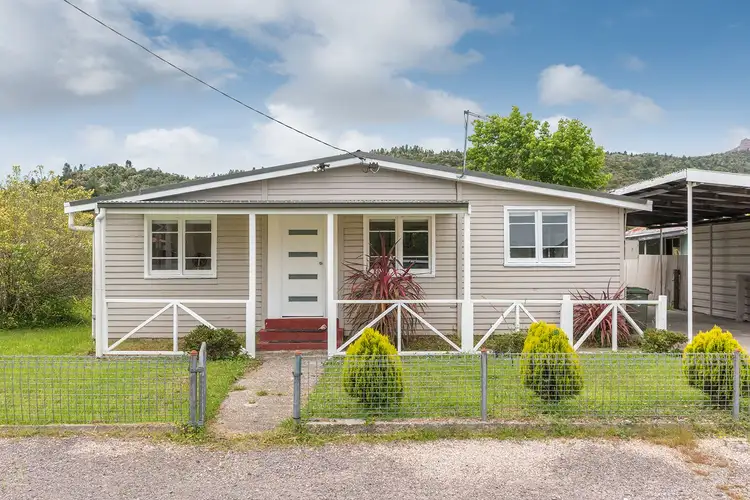 8 Bury Street, Queenstown TAS 7467