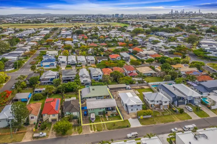 Third view of Homely house listing, 17 Crescent Way, Hendra QLD 4011