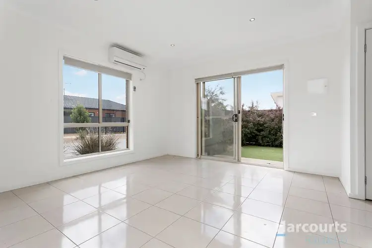 Fourth view of Homely townhouse listing, 1/10 Bursaria Place, Craigieburn VIC 3064