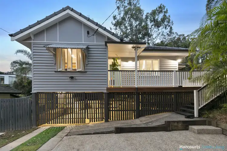 106 Nursery Road, Holland Park West QLD 4121