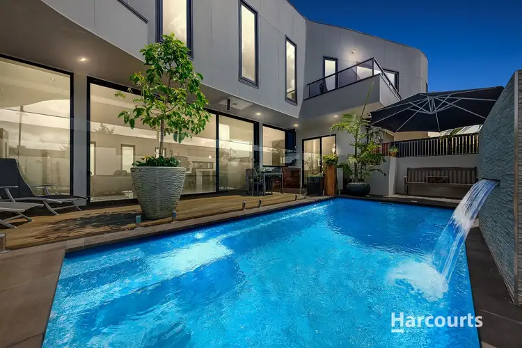 18 Myrtle Drive, Maidstone VIC 3012