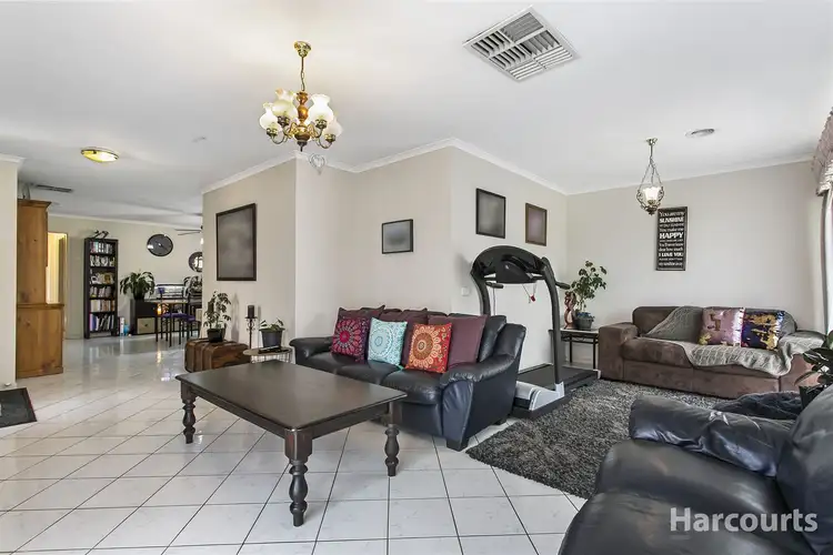 Fifth view of Homely house listing, 4 Stallion Court, Narre Warren South VIC 3805