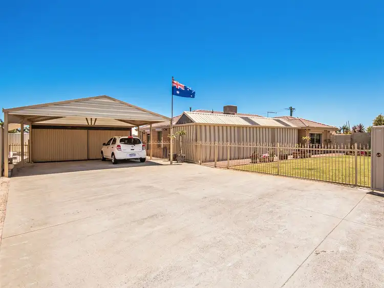 33 Ninda Road, Shoalwater WA 6169