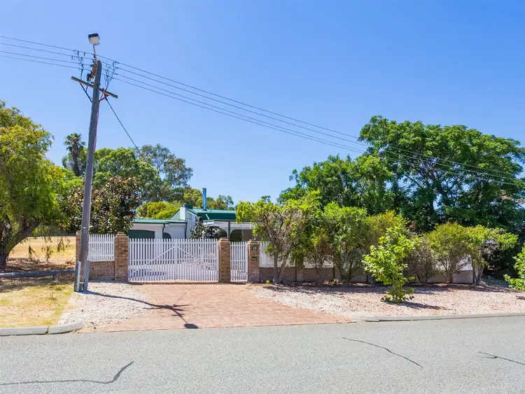 Fourth view of Homely house listing, 10 Clara Road, Hamilton Hill WA 6163