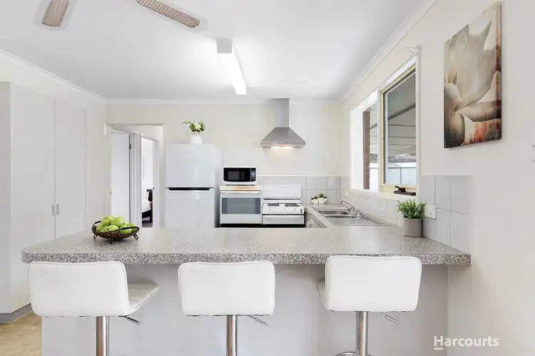 Sixth view of Homely house listing, 5 Eleanor Court, Pakenham VIC 3810