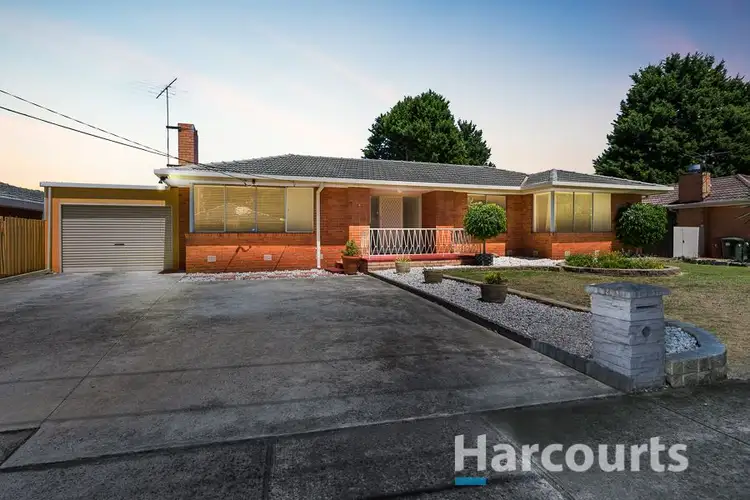 9 Edinborough Street, Hallam VIC 3803