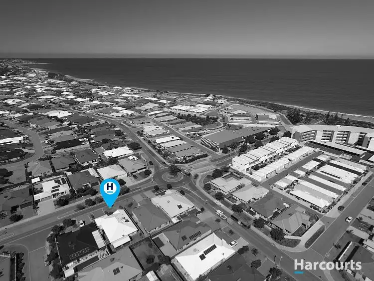 69 Seascapes Boulevard, Halls Head WA 6210